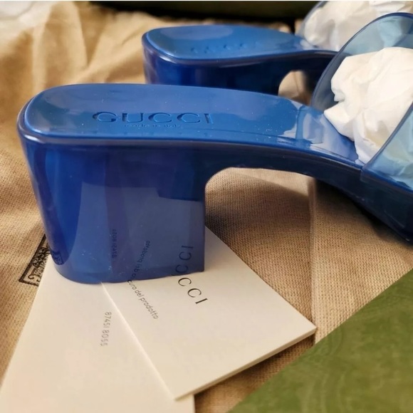 Transparent blue gucci slides - Picture 11 of 16